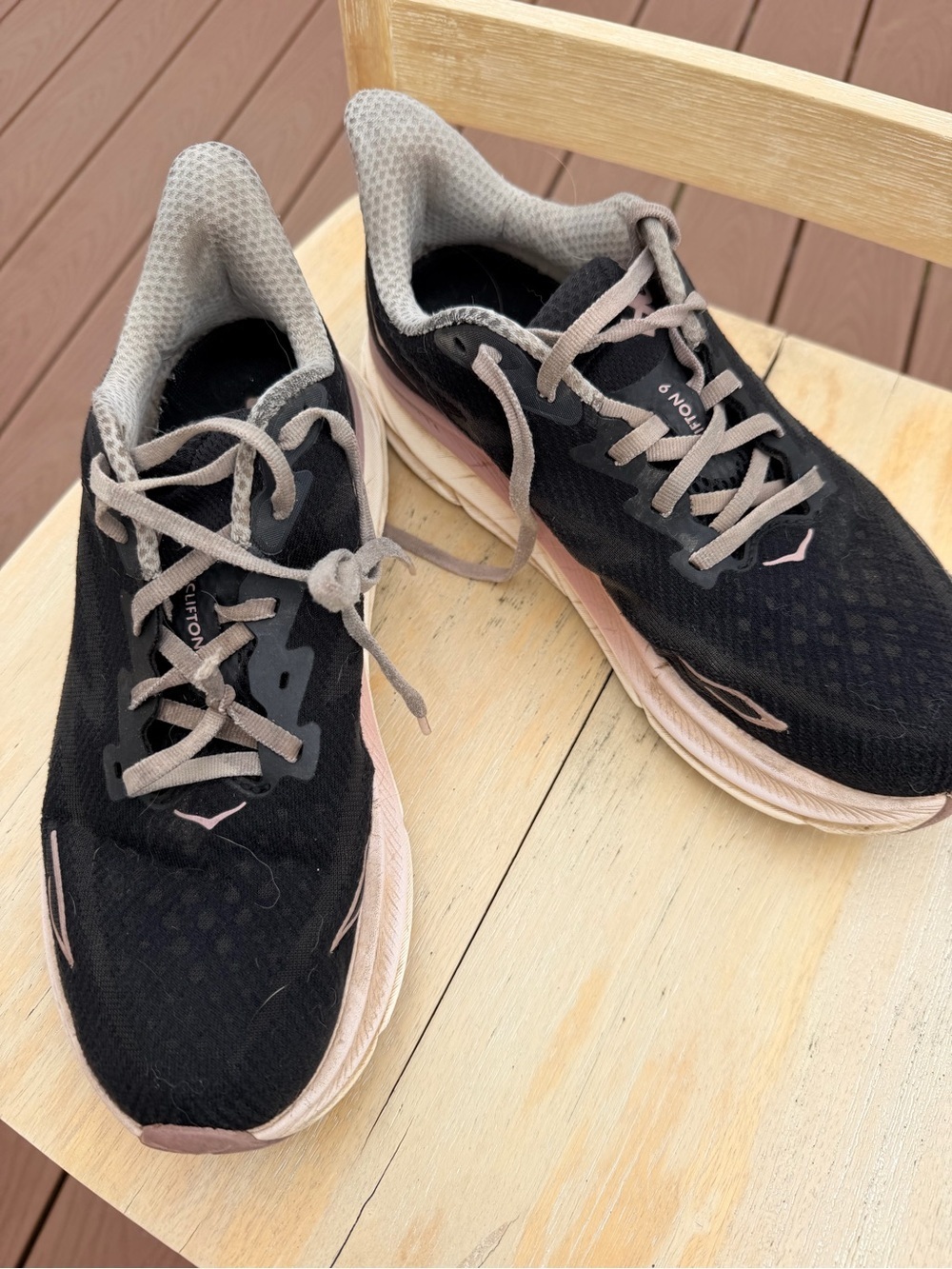 Hoka Women’s Clifton 9 Obsidian / Quartzite Running Shoes size 9 - Picture 3 of 6